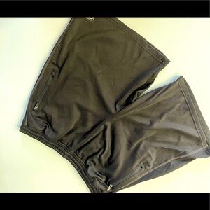 Rawlings Black shorts size XL